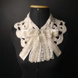 Gola Wandinha com laço